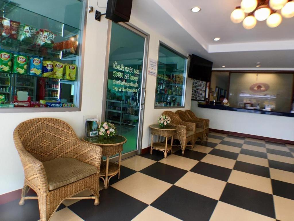 Trat Center Hotel Eksteriør bilde